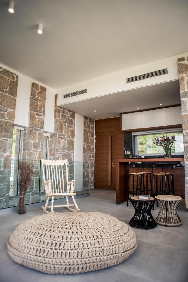 Varko Luxury Suites Paleros 外观 照片