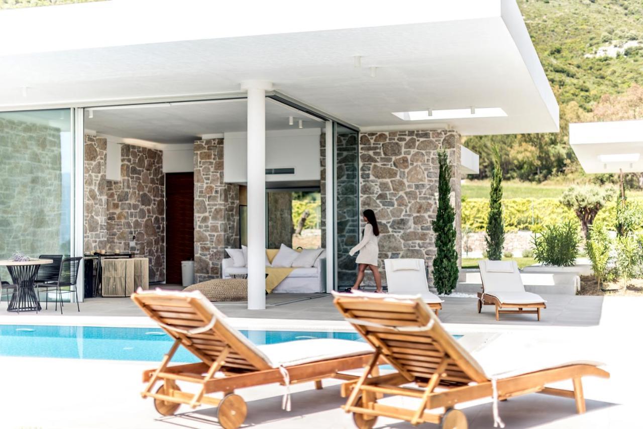 Varko Luxury Suites Paleros 外观 照片