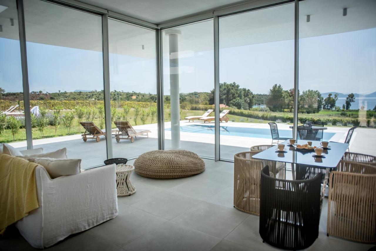 Varko Luxury Suites Paleros 外观 照片
