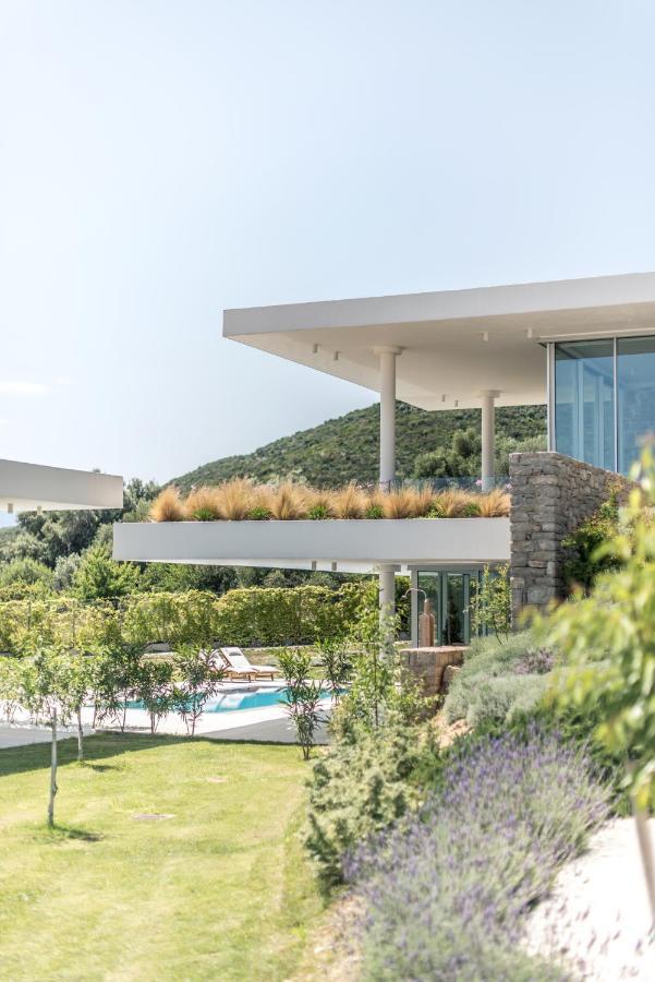 Varko Luxury Suites Paleros 外观 照片