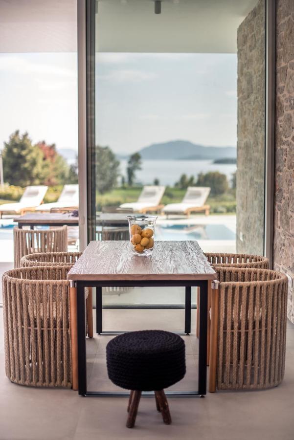 Varko Luxury Suites Paleros 外观 照片