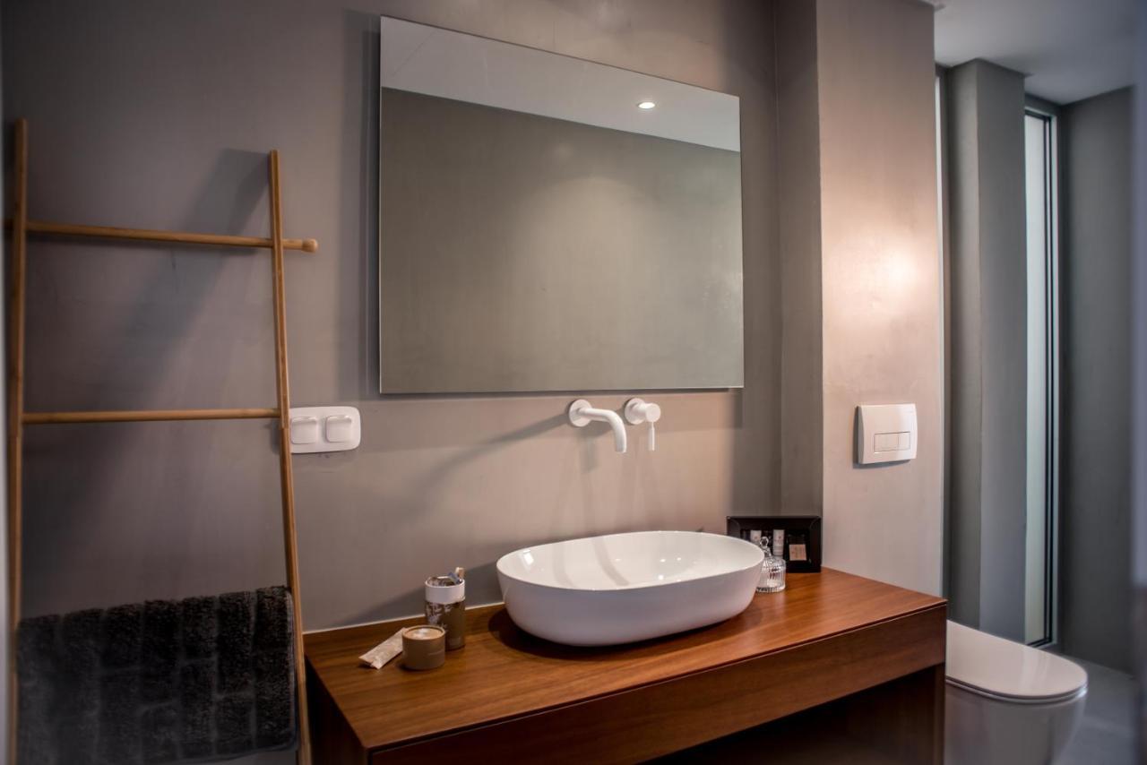 Varko Luxury Suites Paleros 外观 照片