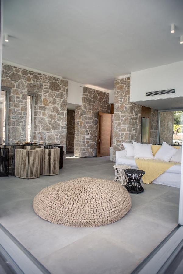 Varko Luxury Suites Paleros 外观 照片